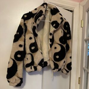 Urban Outfitters ying yang Sherpa